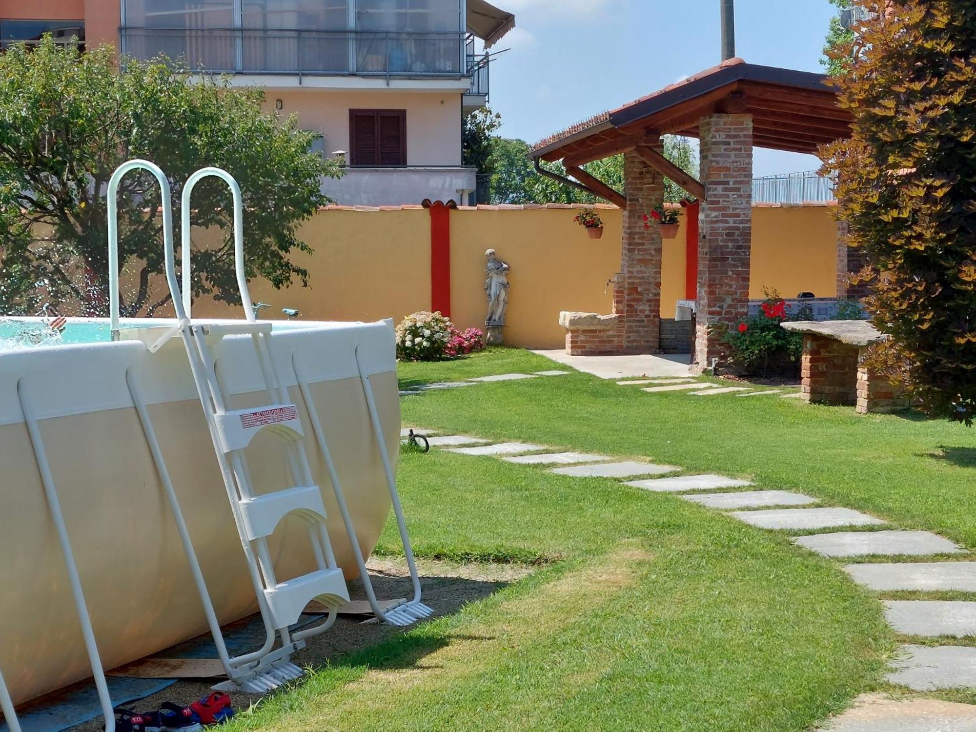 مبيت وإفطار Airasca Casa Del Grande Vecchio المظهر الخارجي الصورة