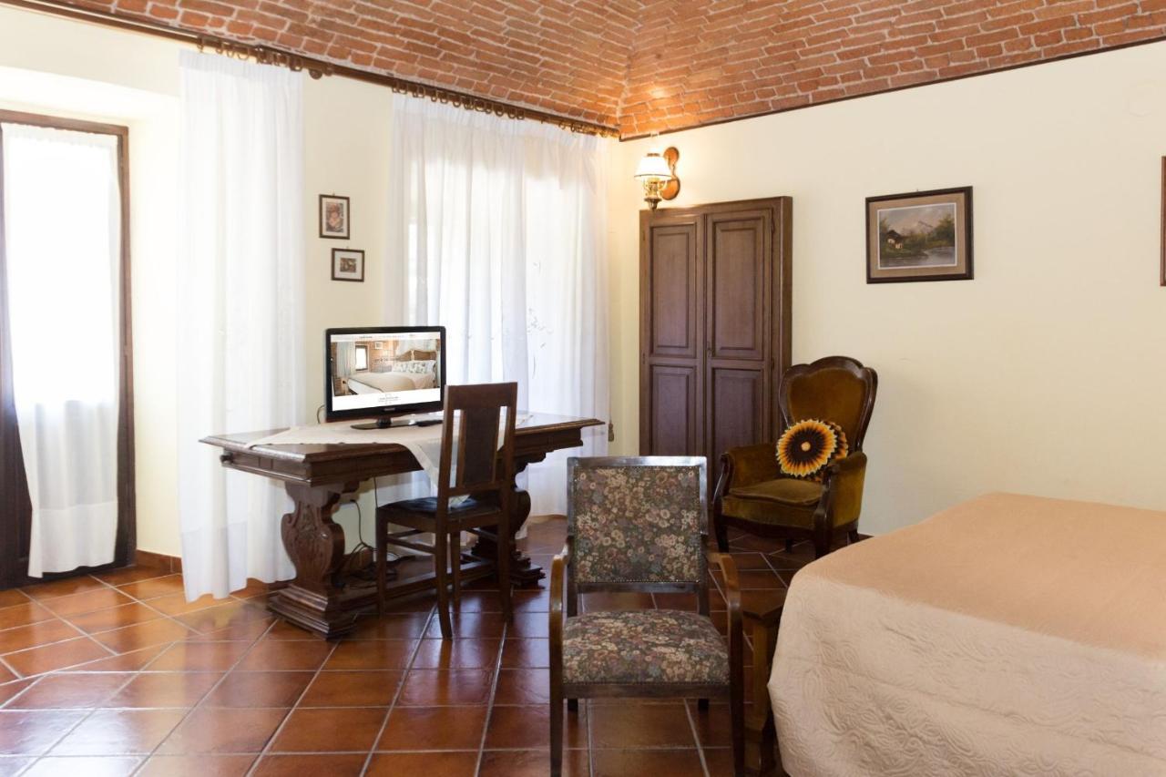 مبيت وإفطار Airasca Casa Del Grande Vecchio المظهر الخارجي الصورة
